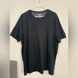 DKNY Mens T-Shirt Size 2XL